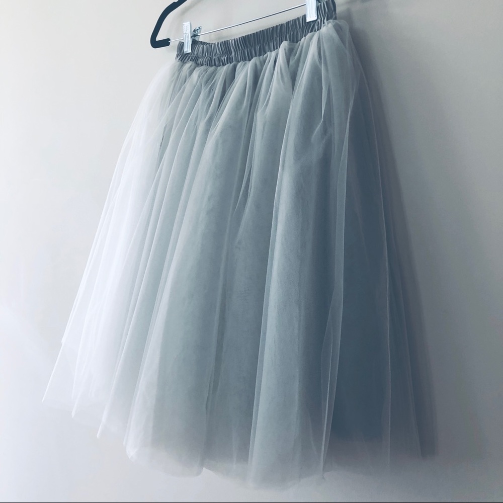 Silver Grey Tulle Skirt - Size Medium